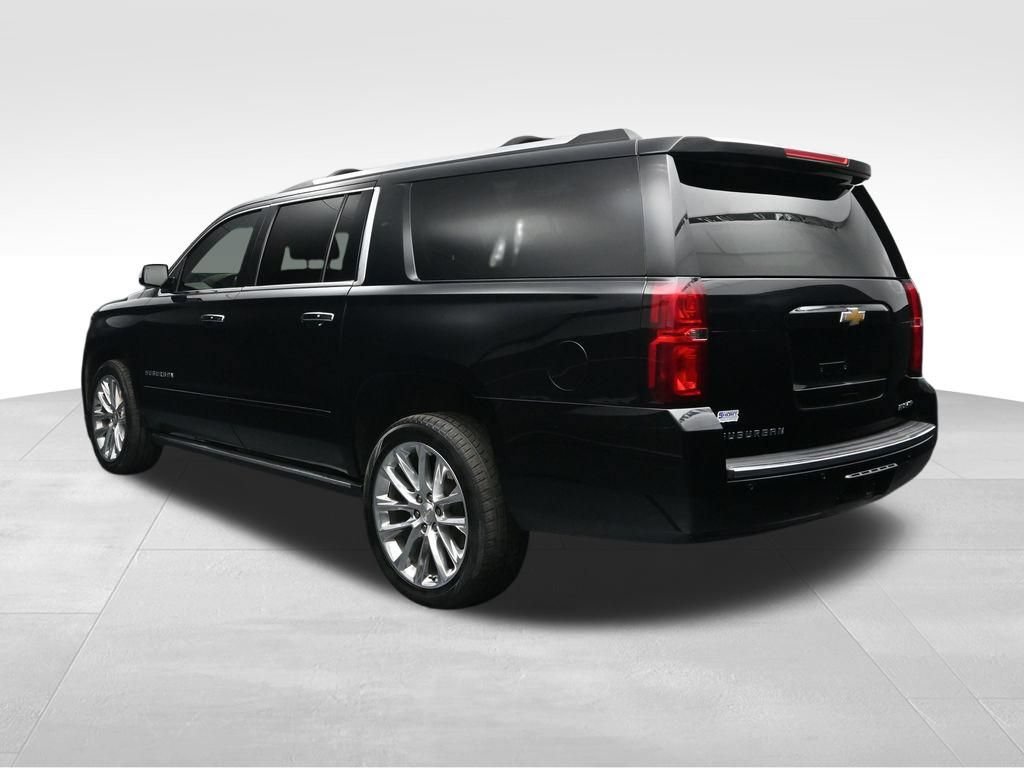 Used 2019 Chevrolet Suburban Premier w/ Premier Plus Edition RWD image 3