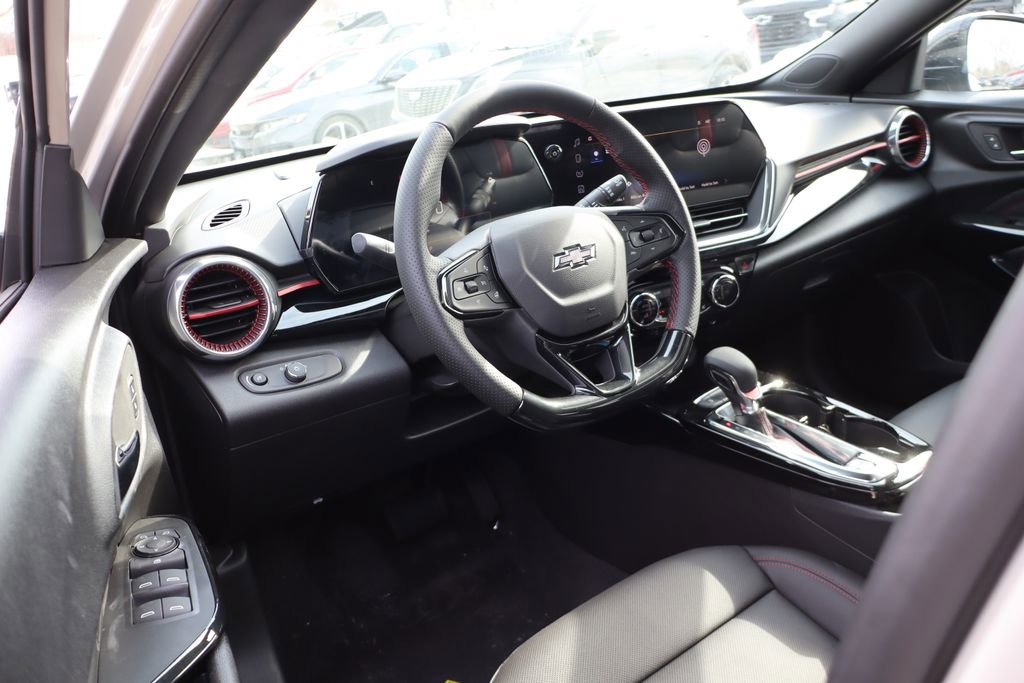 New 2026 Chevrolet Trax RS w/ Driver Confidence Package image 10