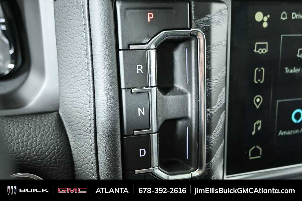 Used 2024 GMC Yukon XL Denali image 18