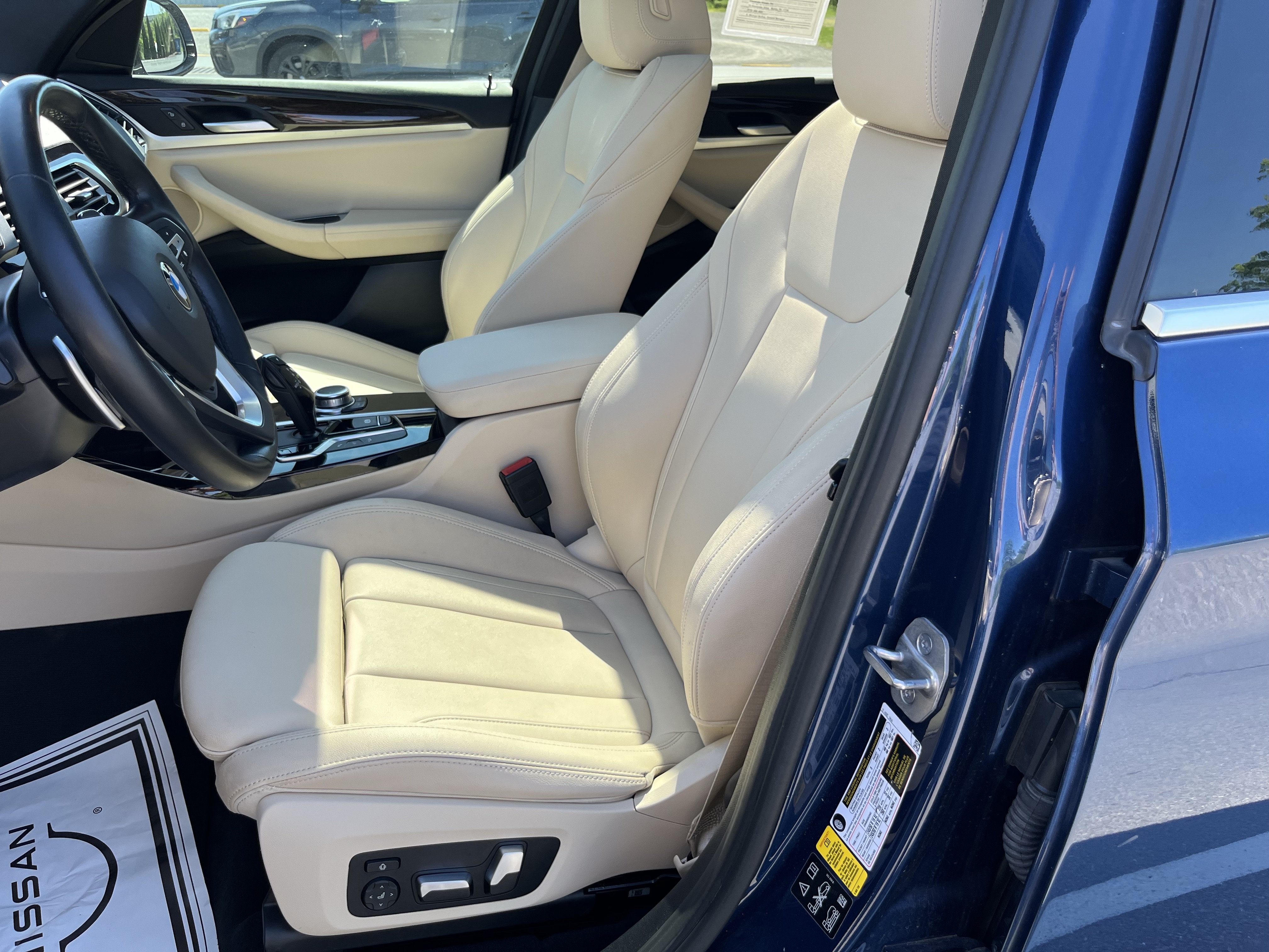 Used 2021 BMW X3 xDrive30i w/ Convenience Package AWD/4WD image 16