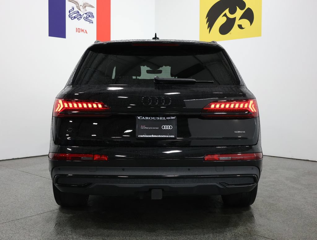 Certified 2024 Audi Q7 3.0T Prestige AWD/4WD image 11