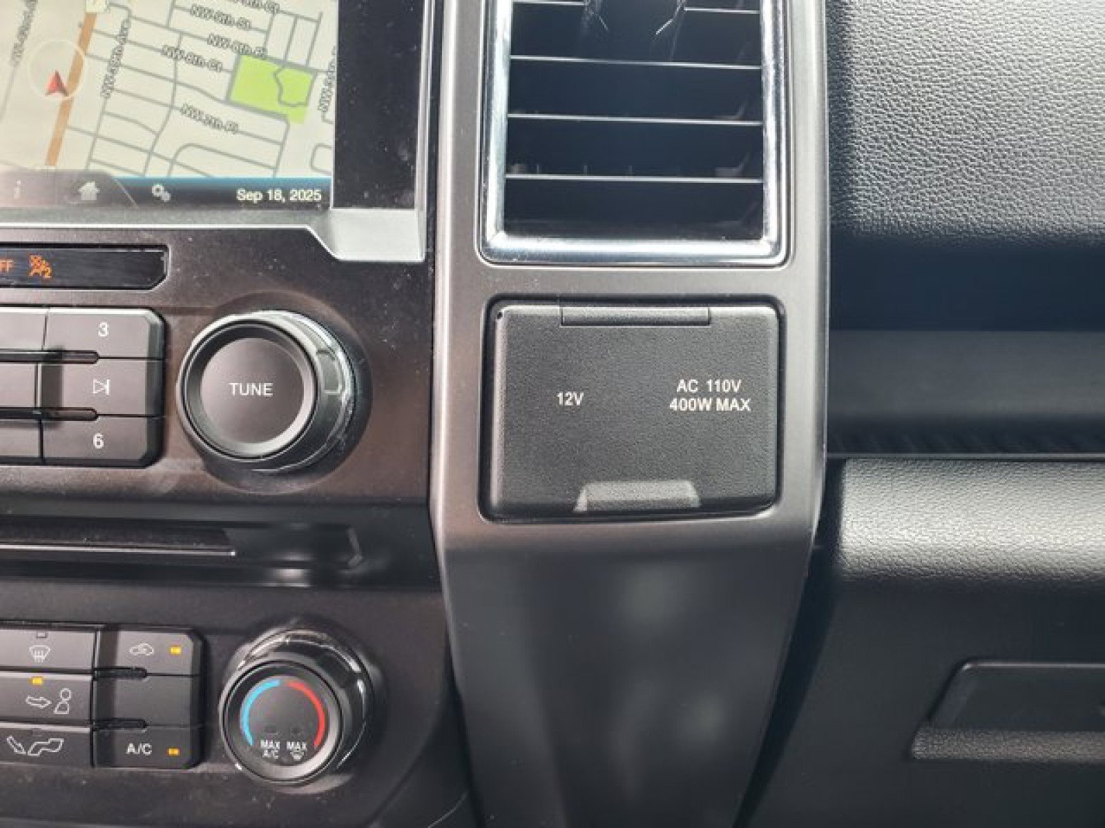 Used 2015 Ford F150 XLT w/ Equipment Group 301A Mid image 25