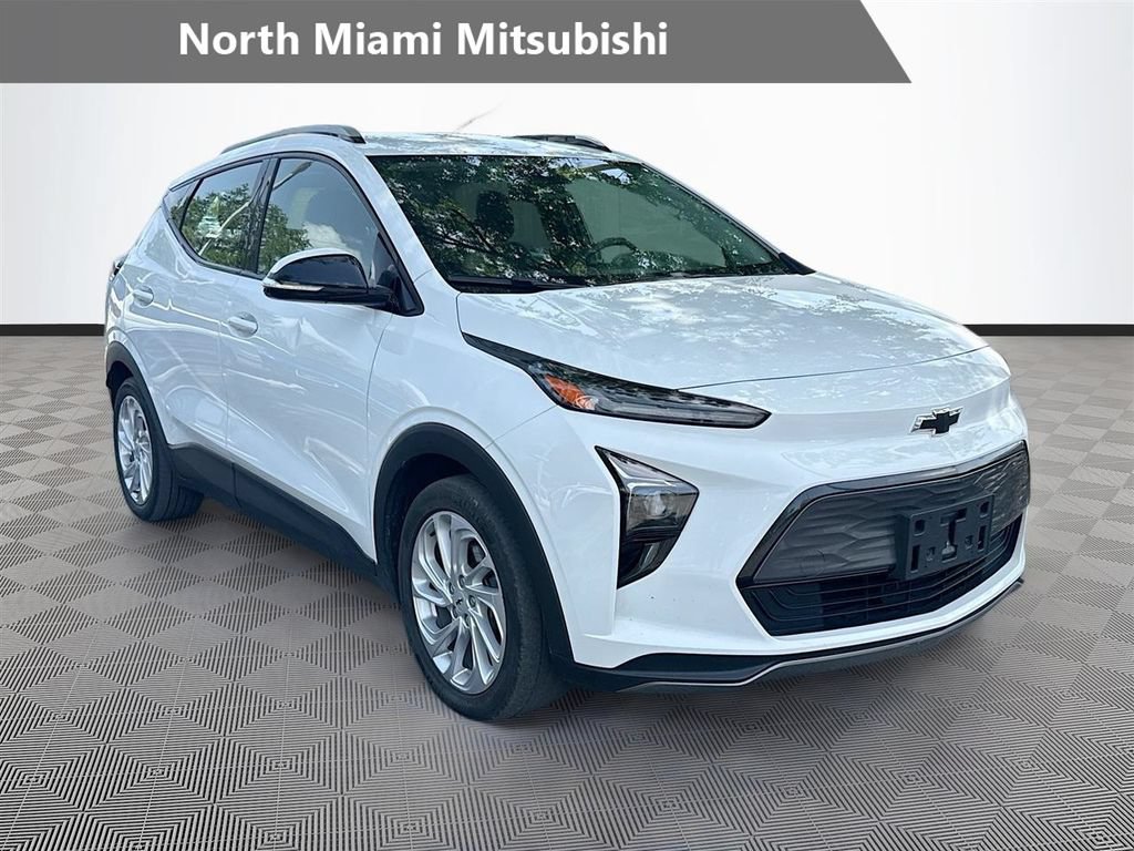 Used 2022 Chevrolet Bolt EUV LT FWD image 1