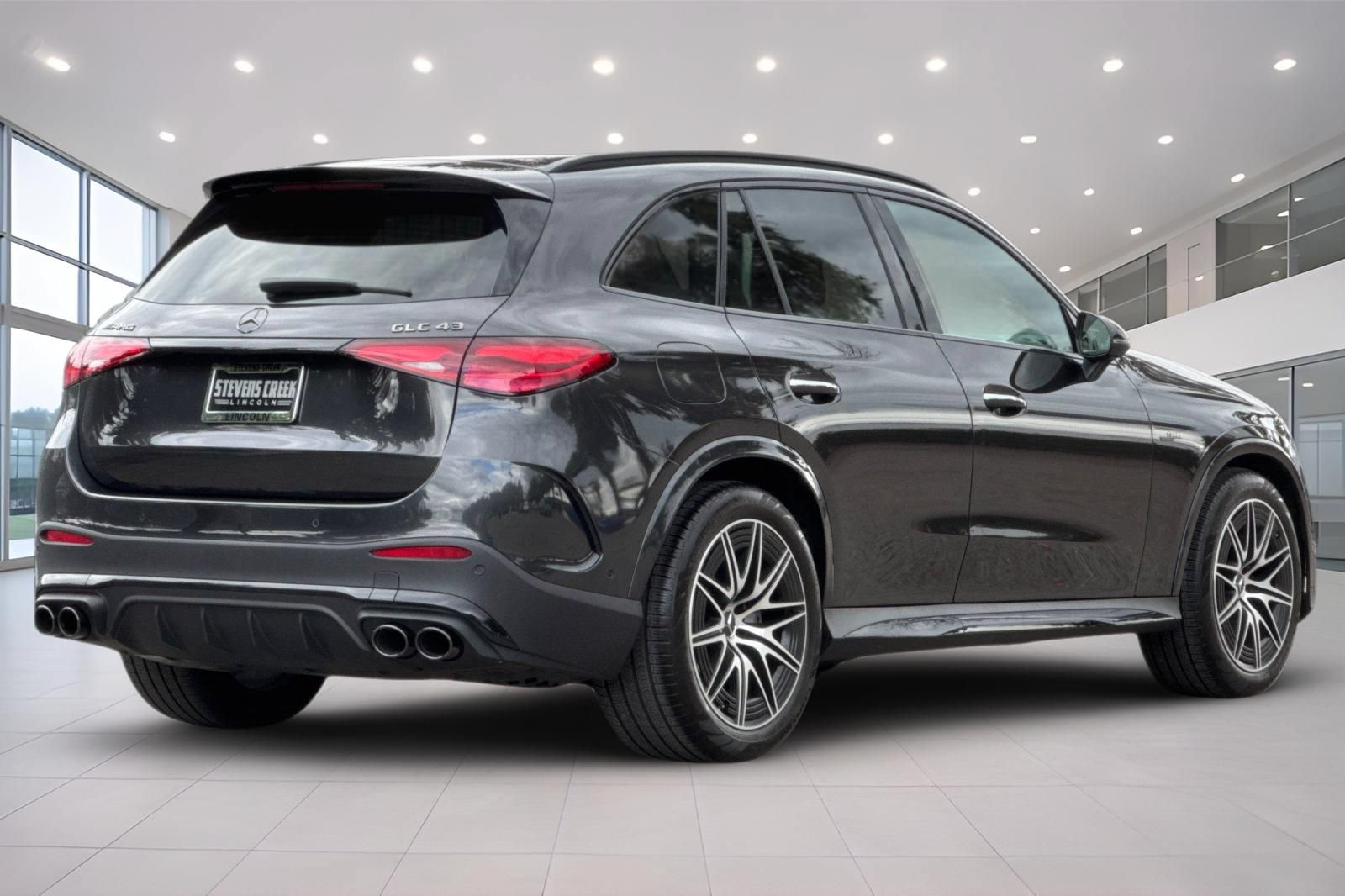 Used 2024 Mercedes-Benz GLC 43 AMG 4MATIC image 4