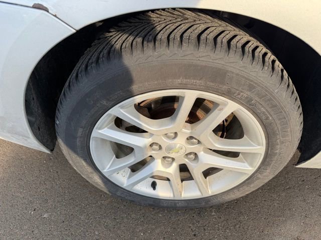 Used 2015 Chevrolet Malibu LT image 11