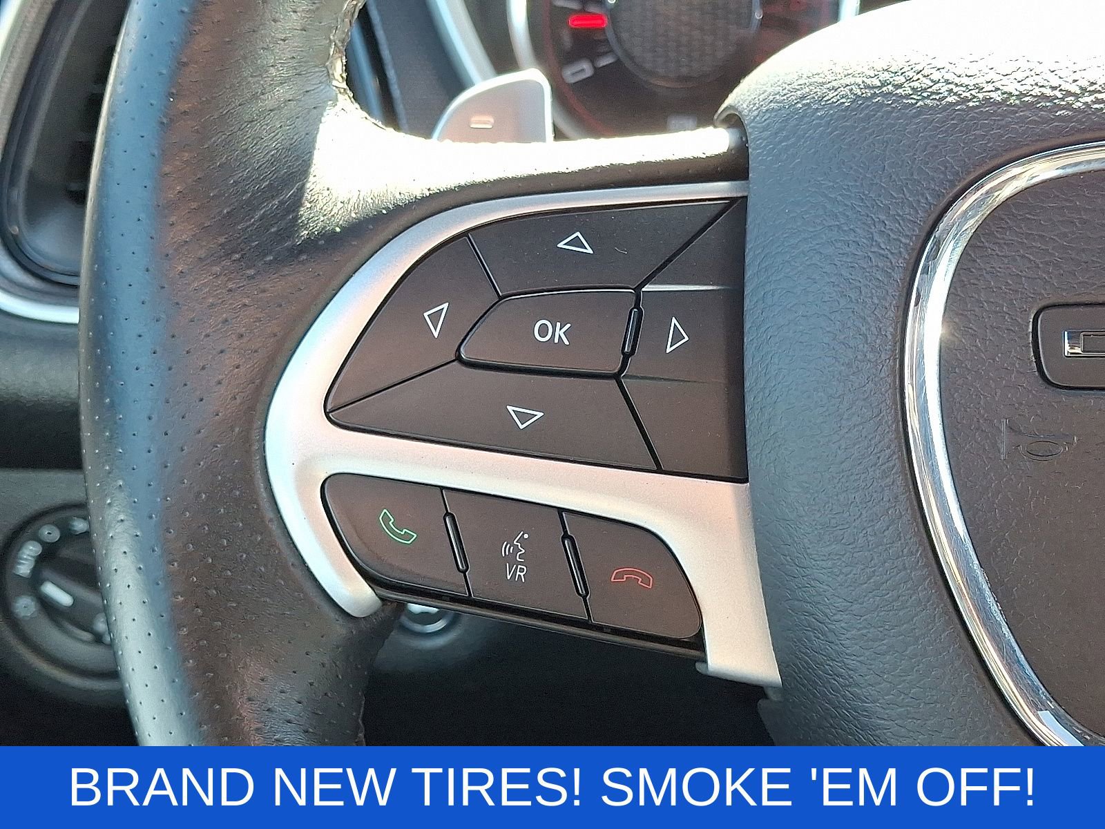 Used 2016 Dodge Challenger R/T Scat Pack w/ Leather Interior Group image 24