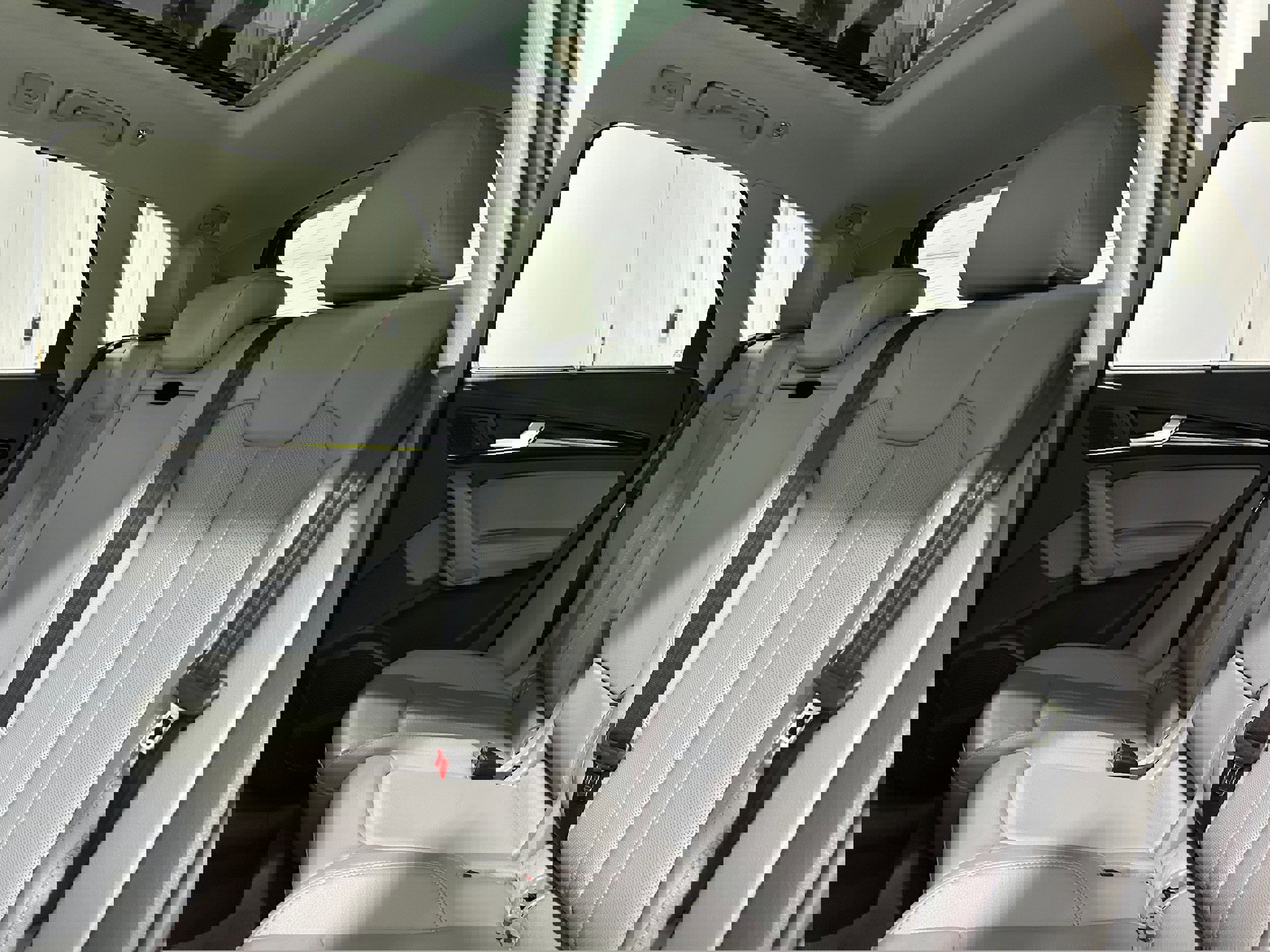 Used 2020 Audi Q5 Prestige image 31