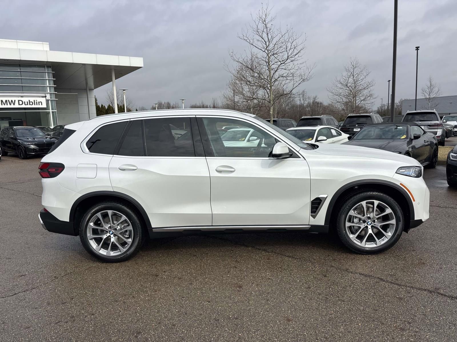 New 2026 BMW X5 xDrive40i AWD/4WD image 8