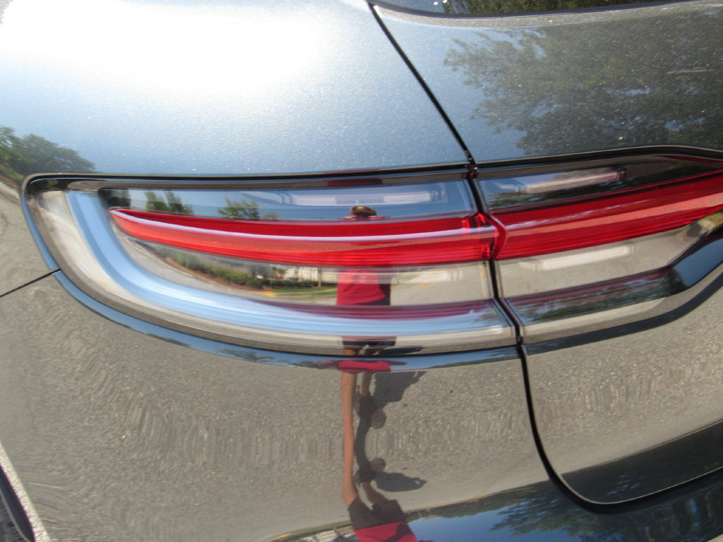 Certified 2026 Porsche Macan AWD/4WD image 12