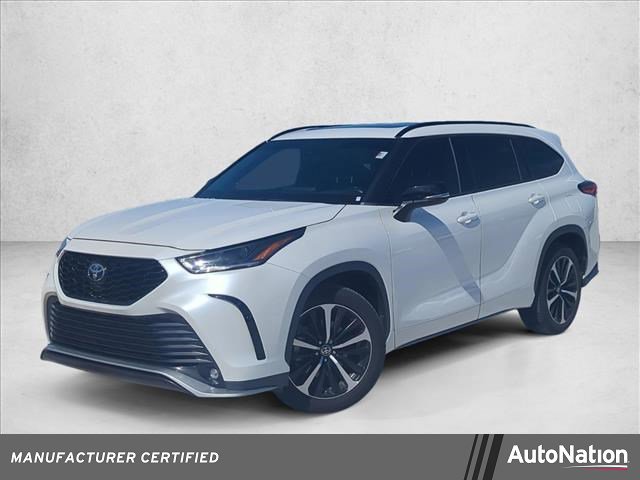 Used 2021 Toyota Highlander XSE image 1