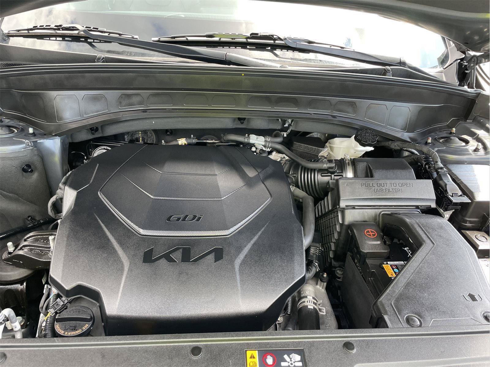 Used 2024 Kia Telluride EX AWD/4WD image 11