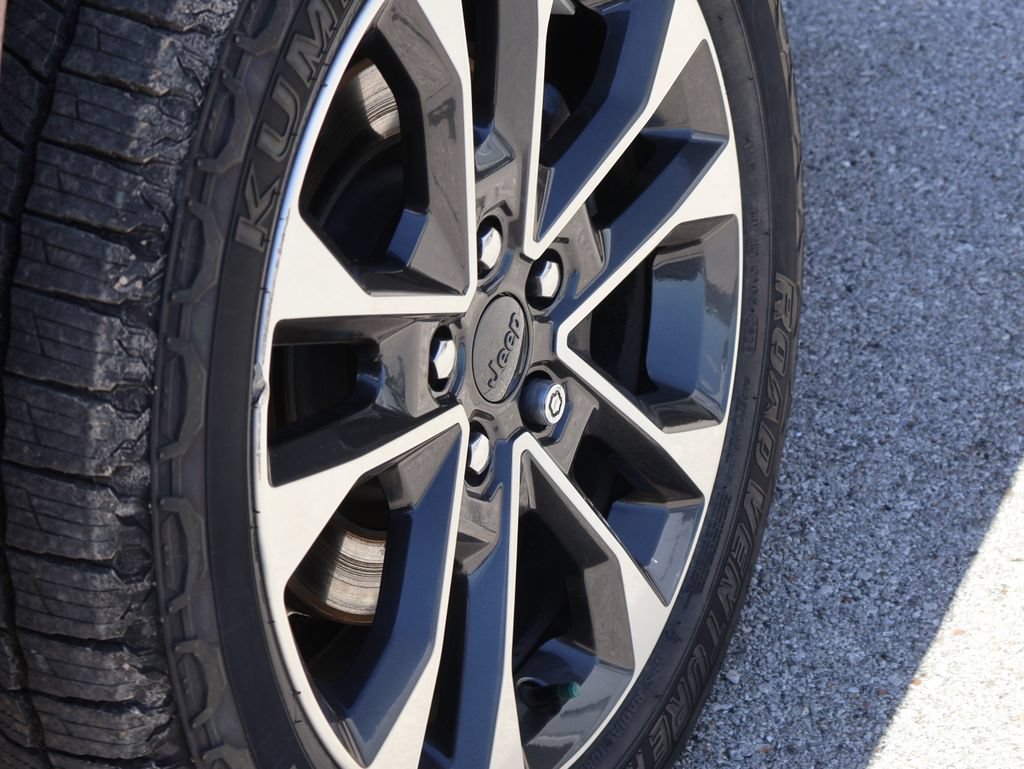 Used 2022 Jeep Grand Cherokee L Overland w/ Luxury Tech Group IV AWD/4WD image 41