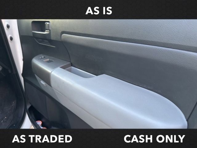 Used 2013 Toyota Tundra 4x4 CrewMax w/ SR5 Pkg image 10