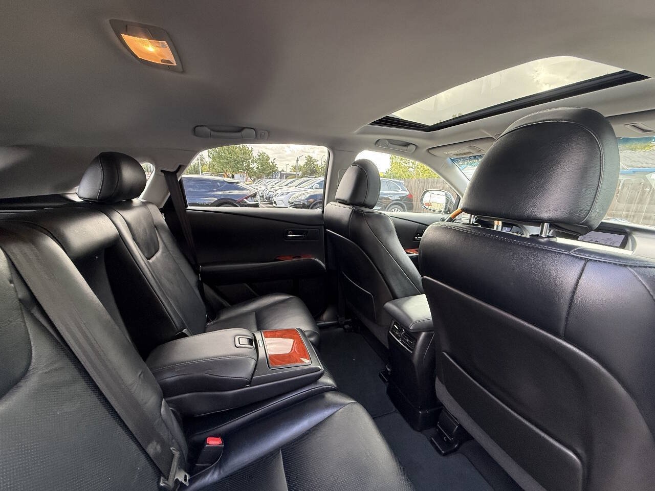 Used 2011 Lexus RX 350 2WD w/ Premium Pkg image 17
