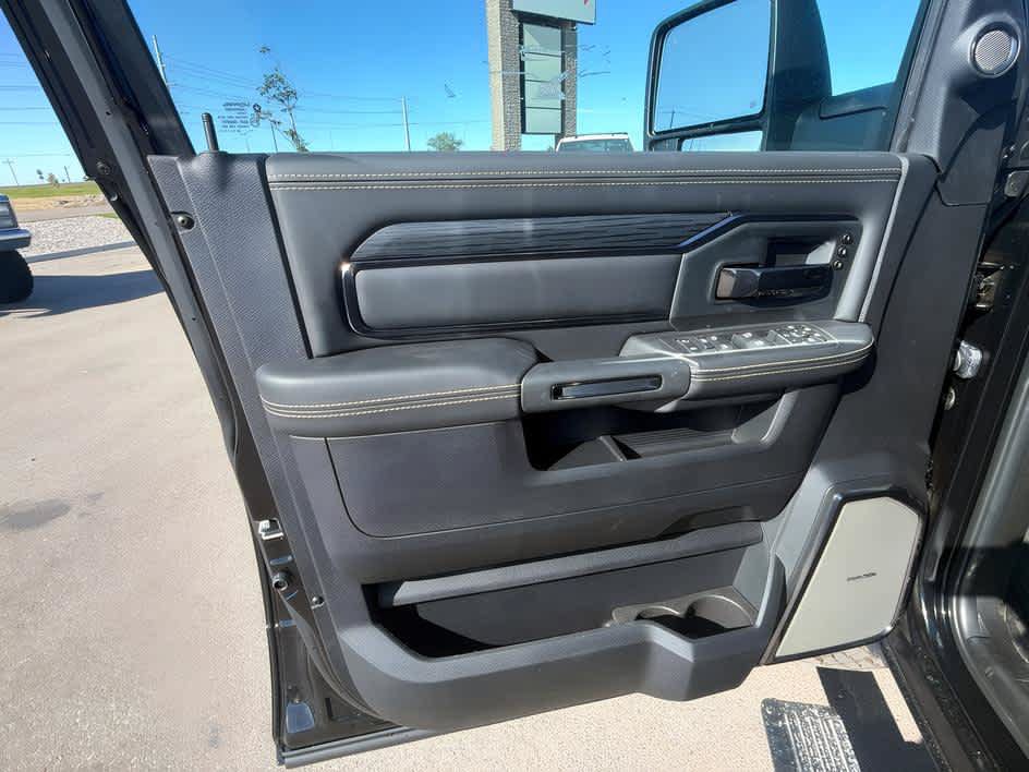 New 2027 RAM 2500 Rebel w/ Rebel Level 2 Equipment Group AWD/4WD image 9