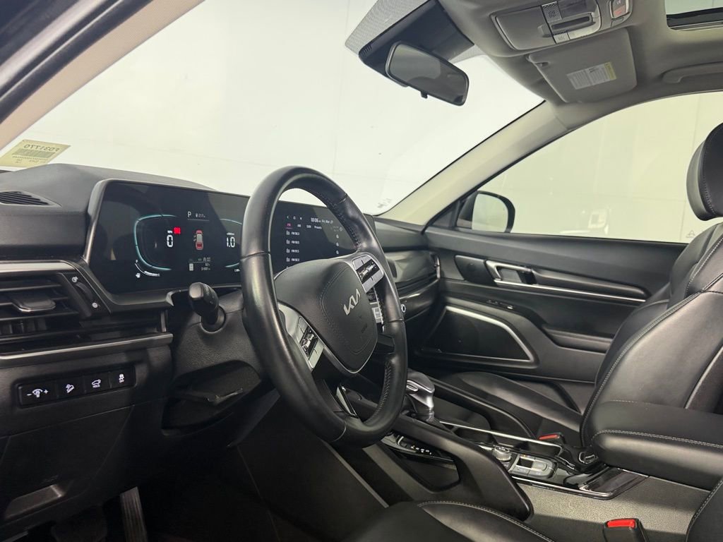 Used 2025 Kia Telluride S image 21