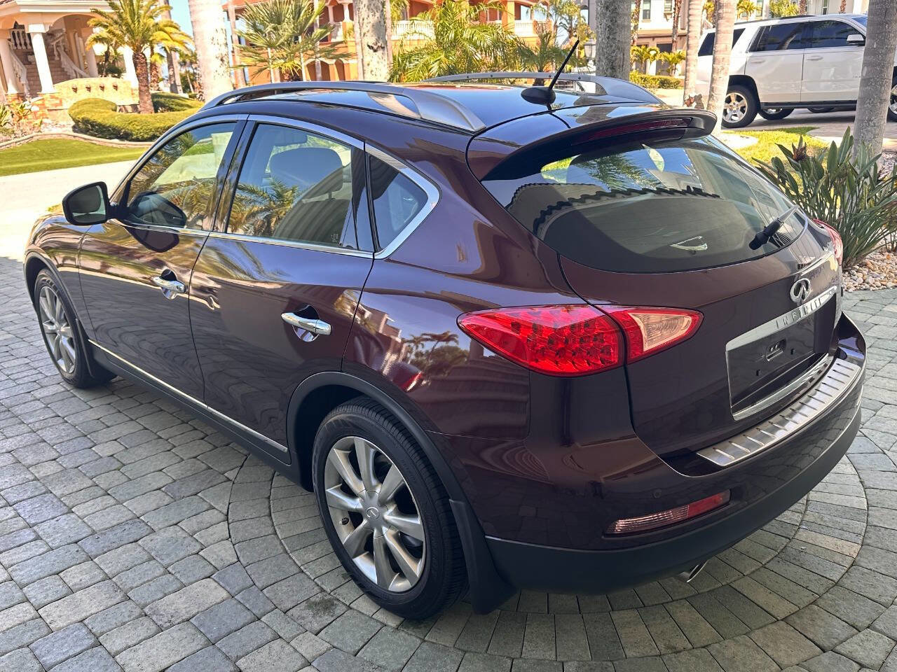 Used 2011 INFINITI EX35 Journey w/ Premium Pkg AWD/4WD image 30