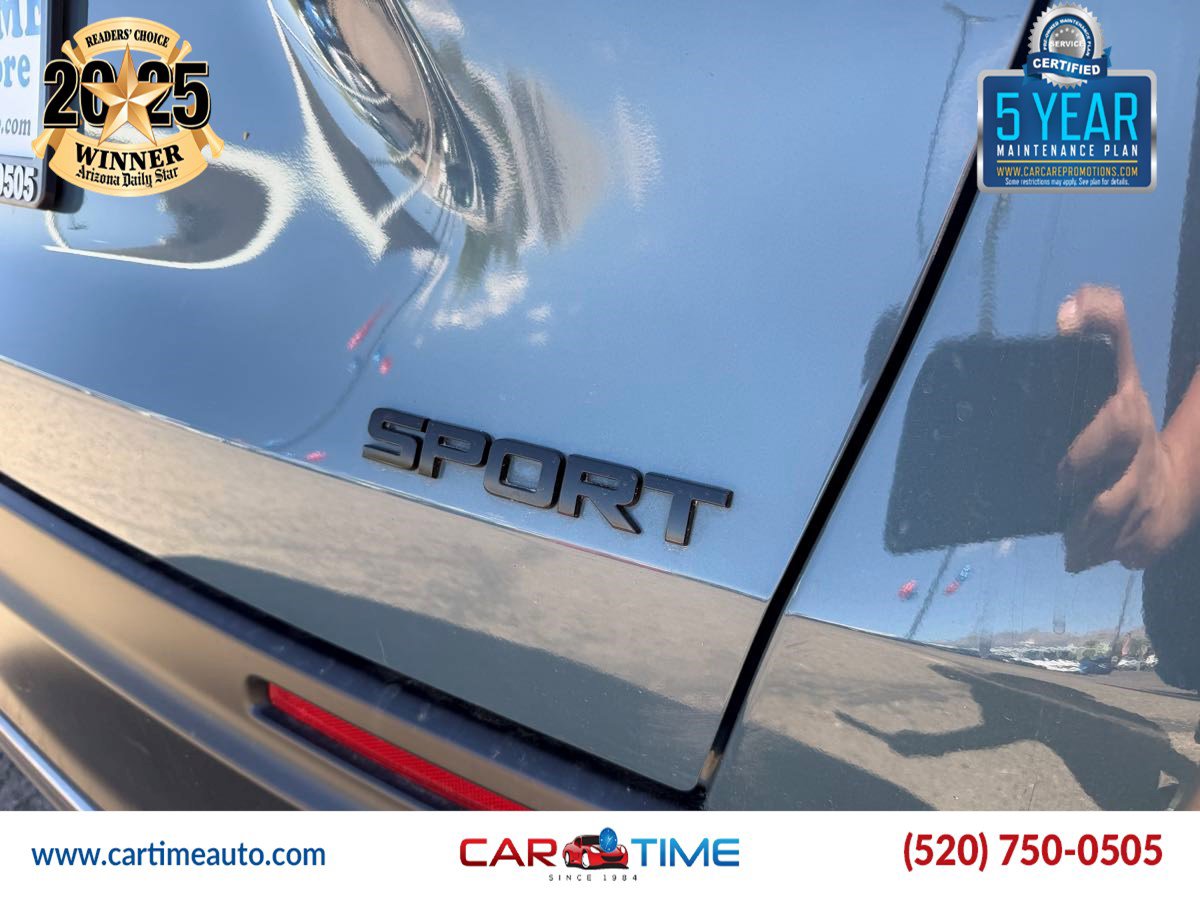 Used 2025 Honda HR-V Sport image 6