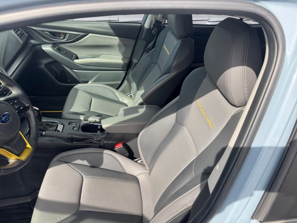 Used 2022 Subaru Crosstrek 2.5i Sport w/ Moonroof Package image 8