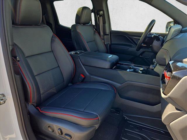 New 2024 Chevrolet Silverado EV RST image 18