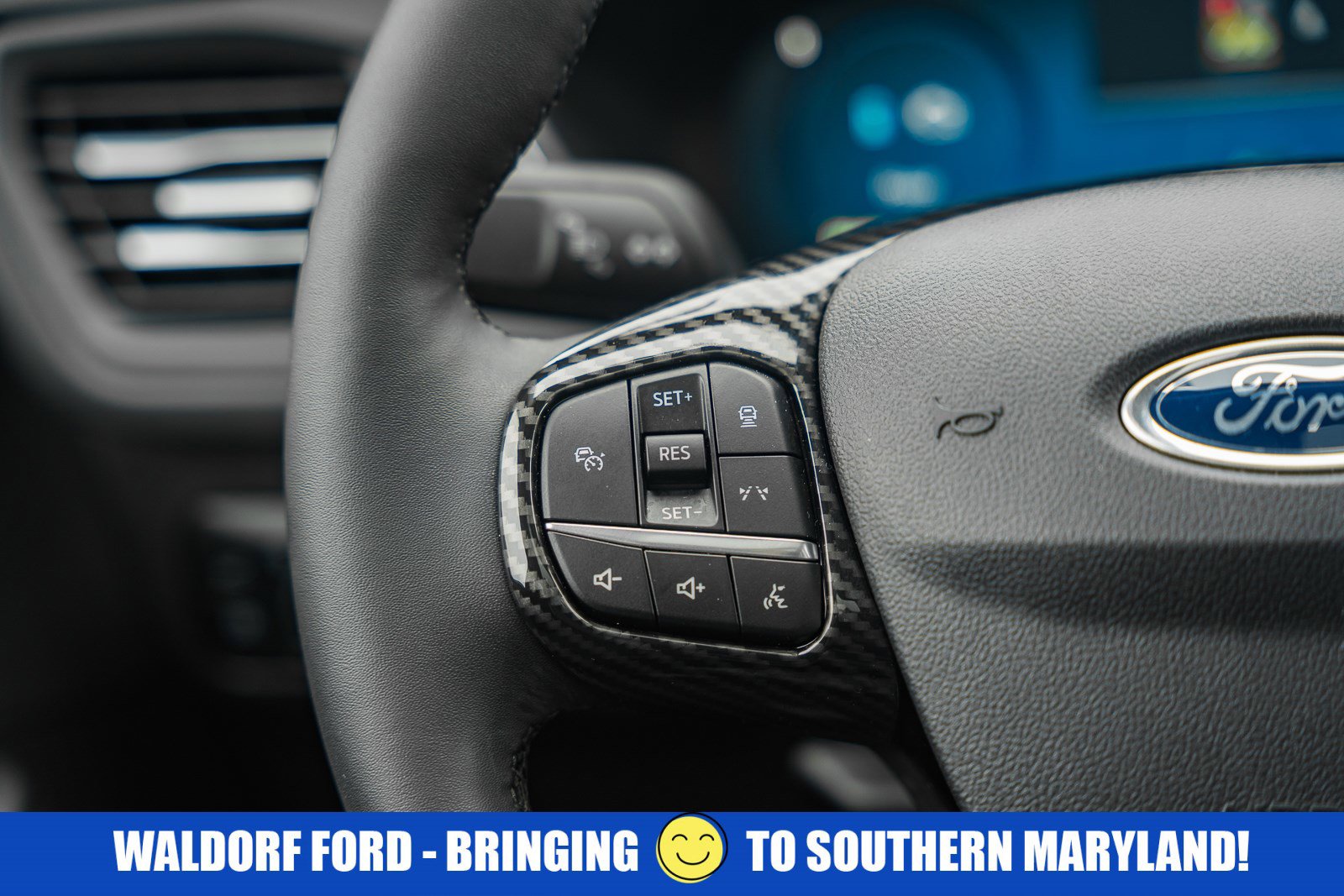 Used 2023 Ford Escape SE w/ PHEV Premium Package image 31