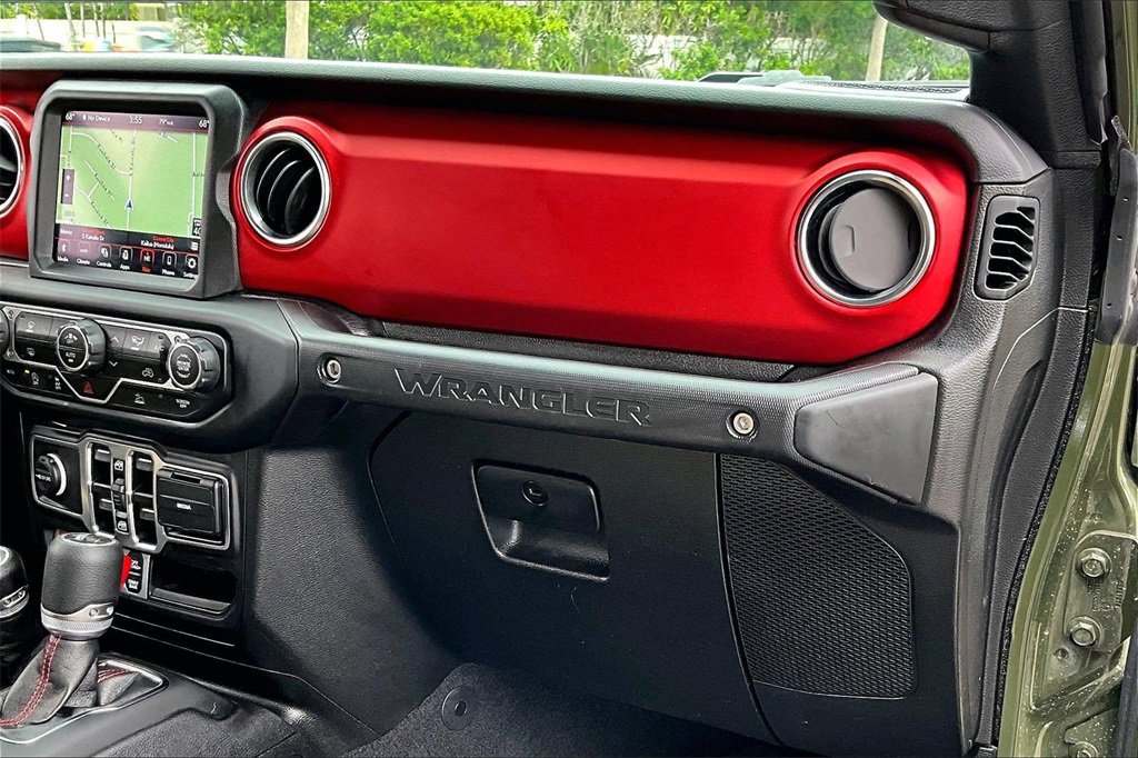 Used 2021 Jeep Wrangler Unlimited Rubicon image 16