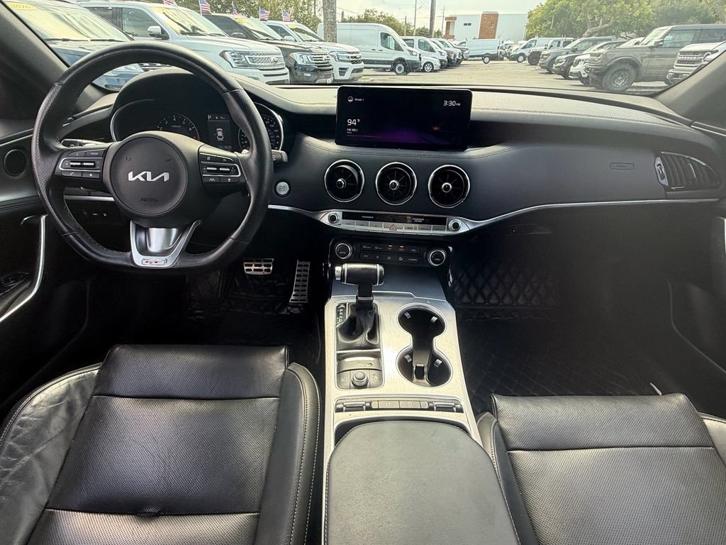 Used 2022 Kia Stinger GT1 RWD image 14