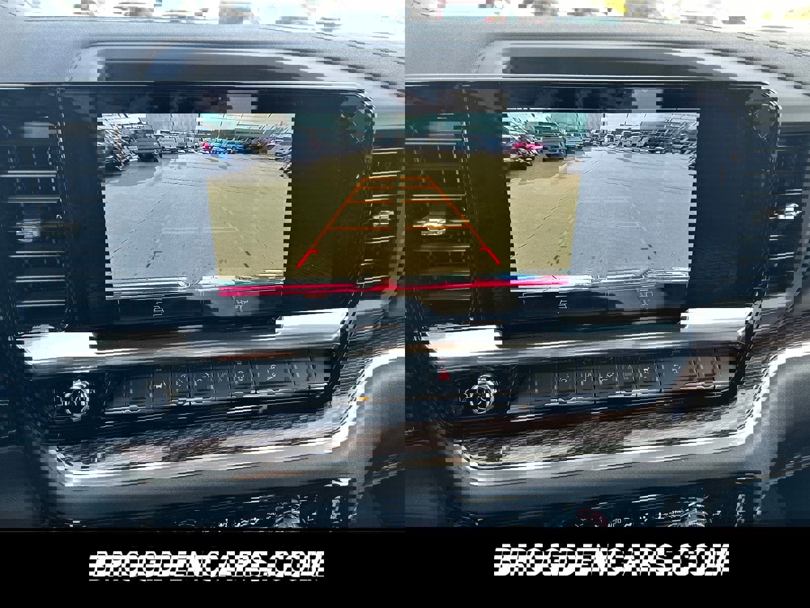 New 2026 GMC Sierra 1500 Elevation image 10