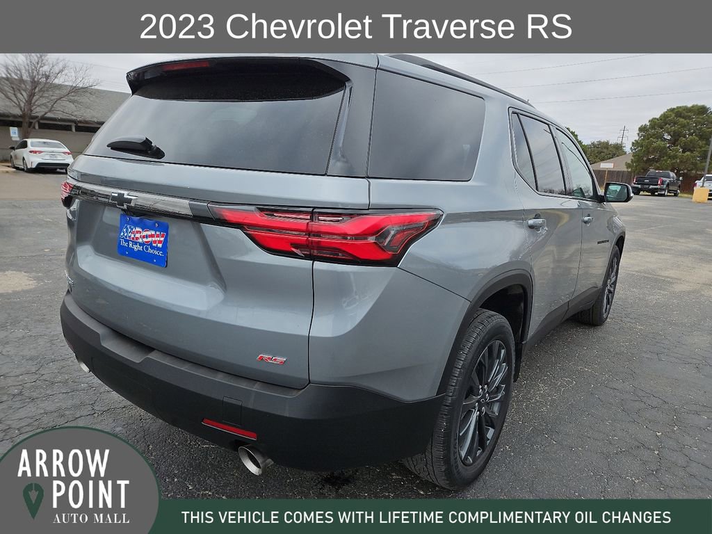 Used 2023 Chevrolet Traverse RS image 11