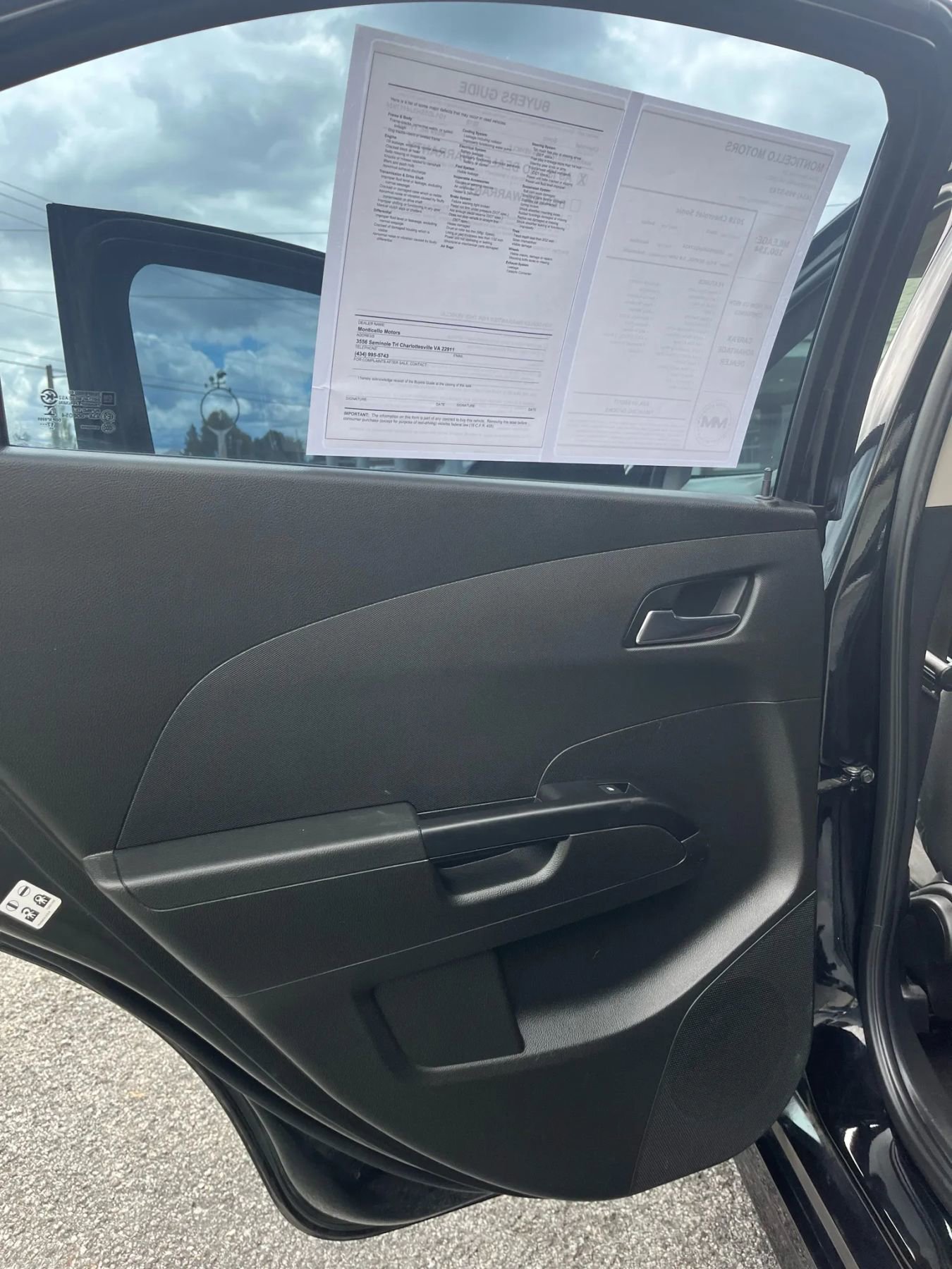 Used 2018 Chevrolet Sonic LT w/ Convenience Package image 17