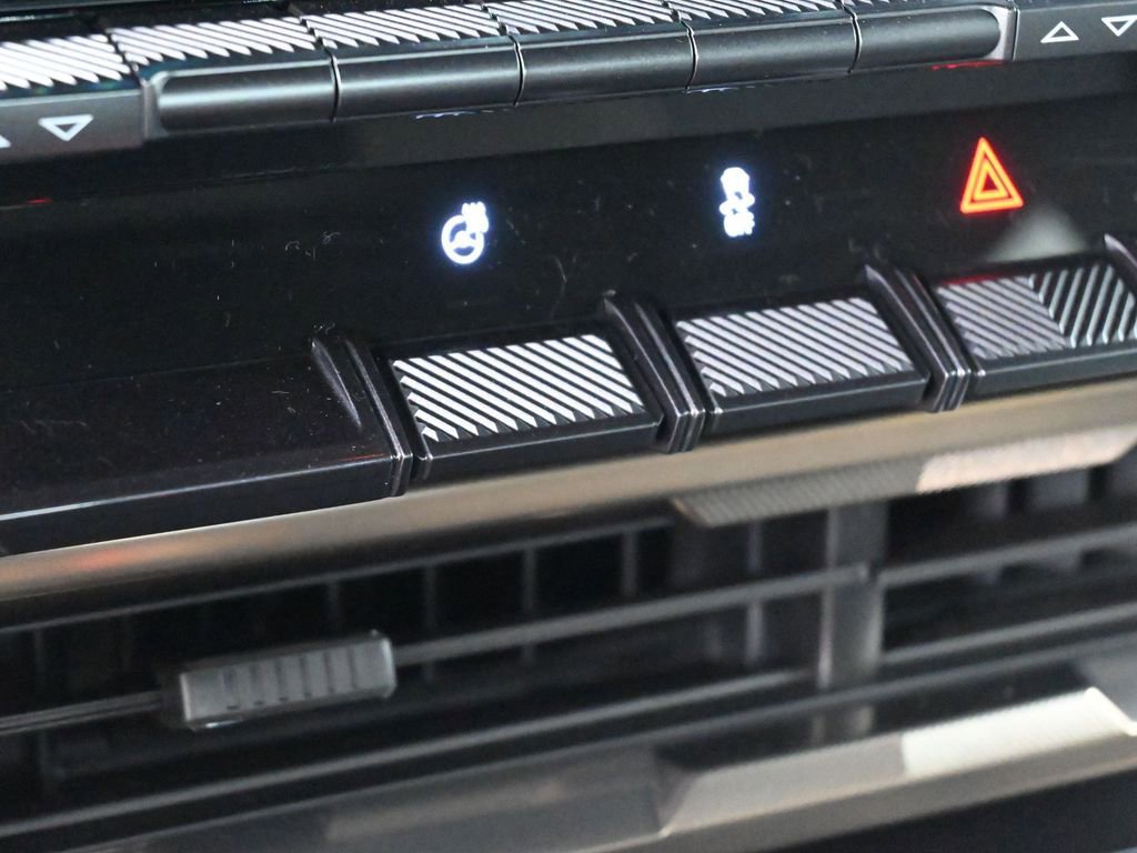 New 2025 GMC Hummer EV 2X w/ LPO, Sport Package image 26