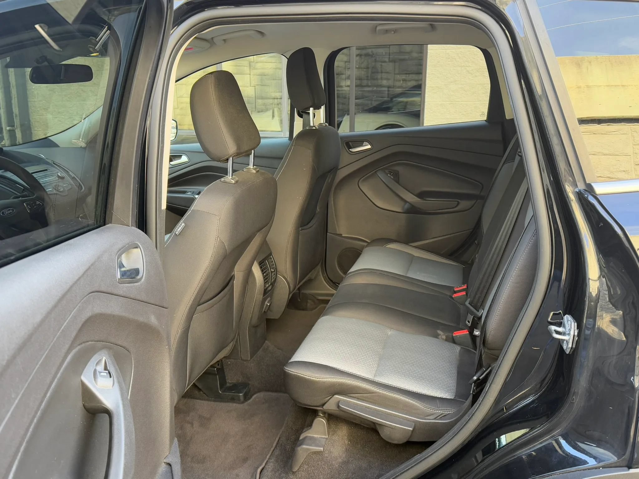 Used 2018 Ford Escape SE AWD/4WD image 30