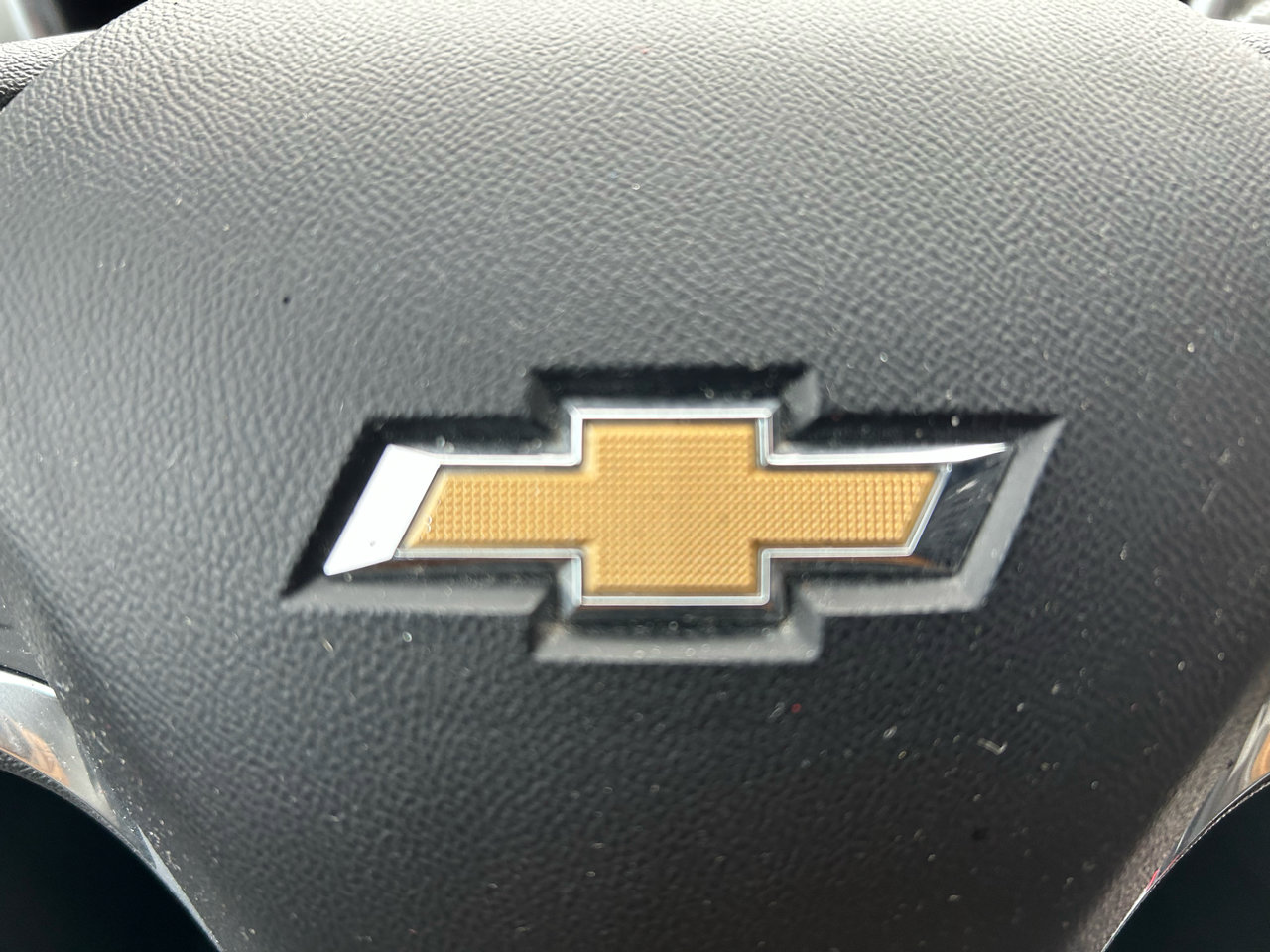 Used 2020 Chevrolet Equinox LS image 20