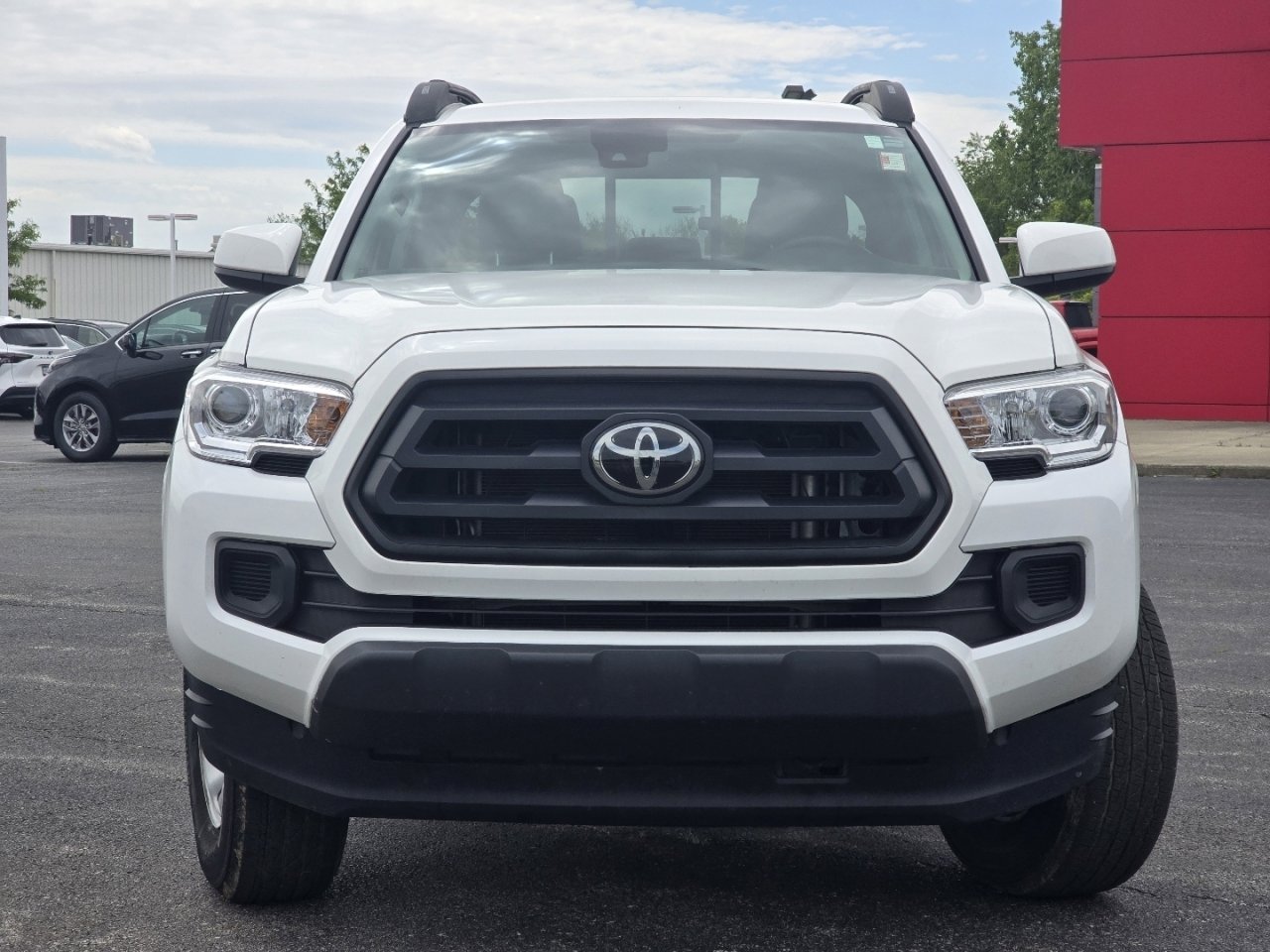 Used 2023 Toyota Tacoma SR AWD/4WD image 9