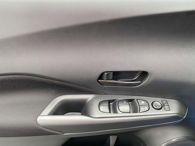 New 2025 Nissan Kicks Play S image 14