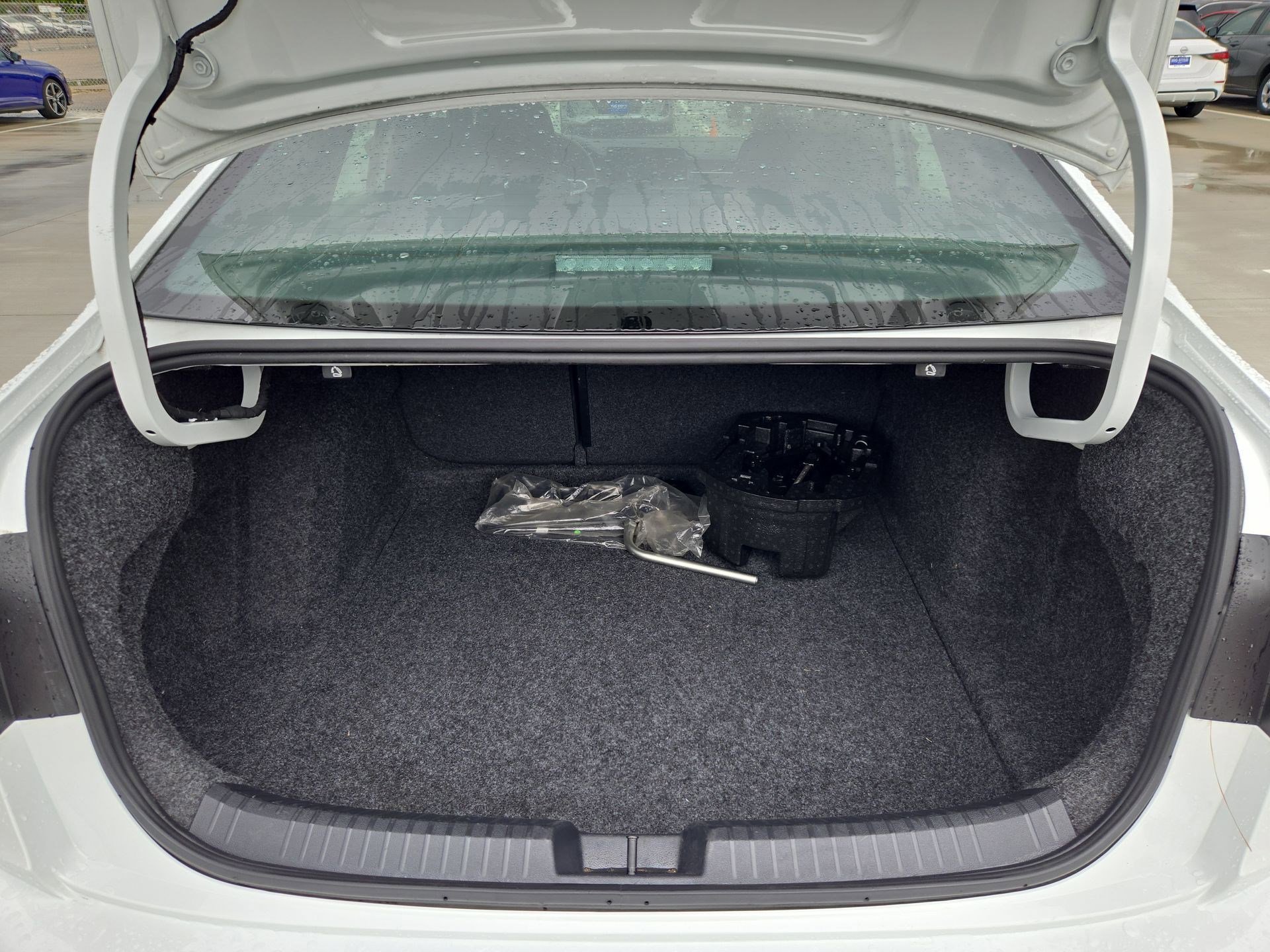 Used 2025 Volkswagen Jetta Sport image 27