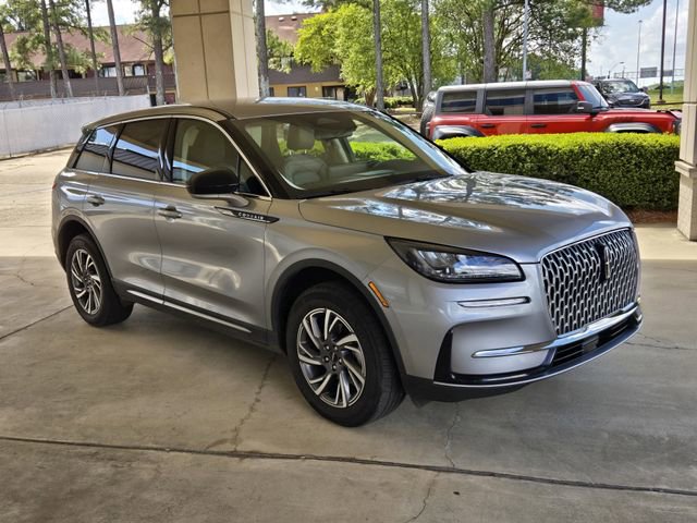 Used 2024 Lincoln Corsair FWD image 2