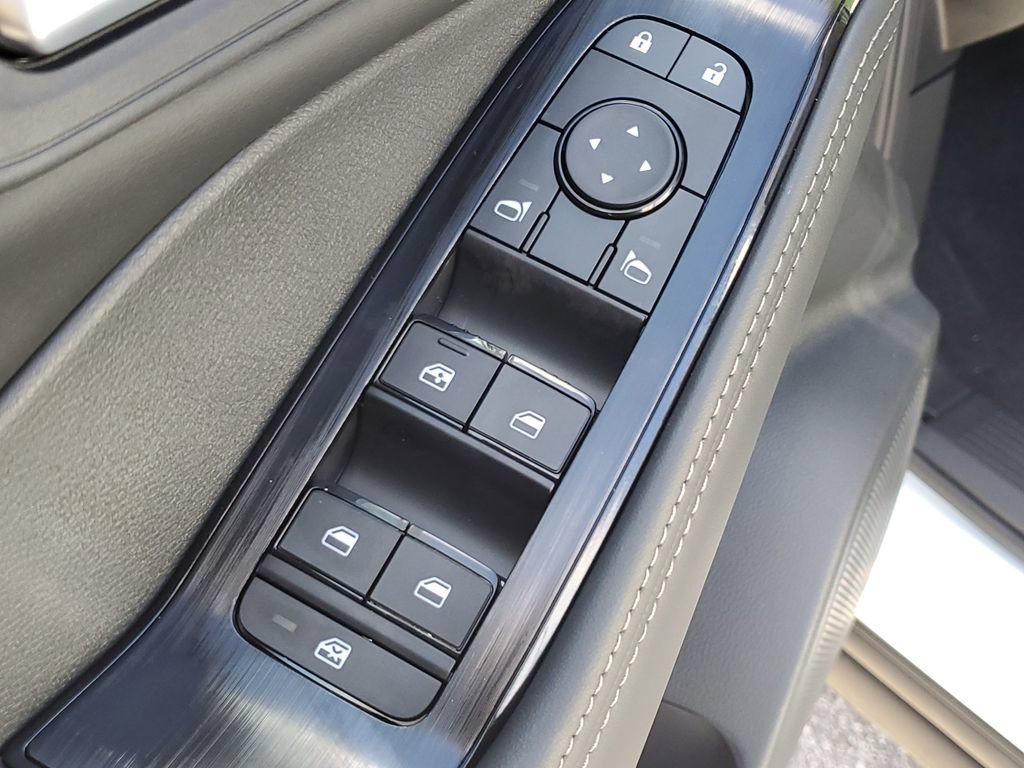 New 2026 Nissan Rogue SV w/ Cold Weather Package FWD image 22