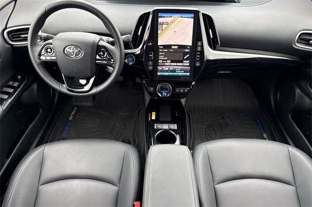 Used 2020 Toyota Prius Prime XLE image 16