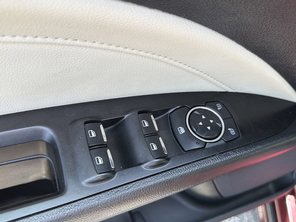 Used 2018 Ford Fusion Titanium FWD image 15