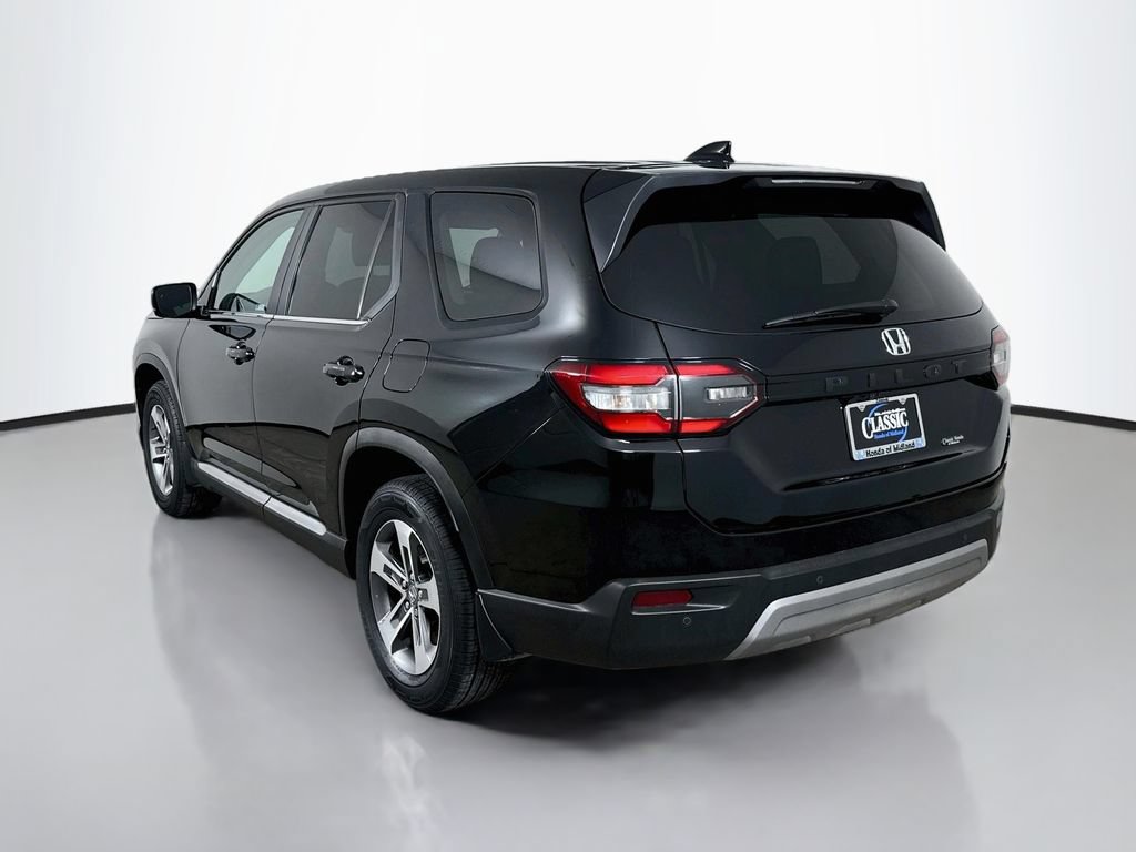 Used 2025 Honda Pilot EX-L image 5