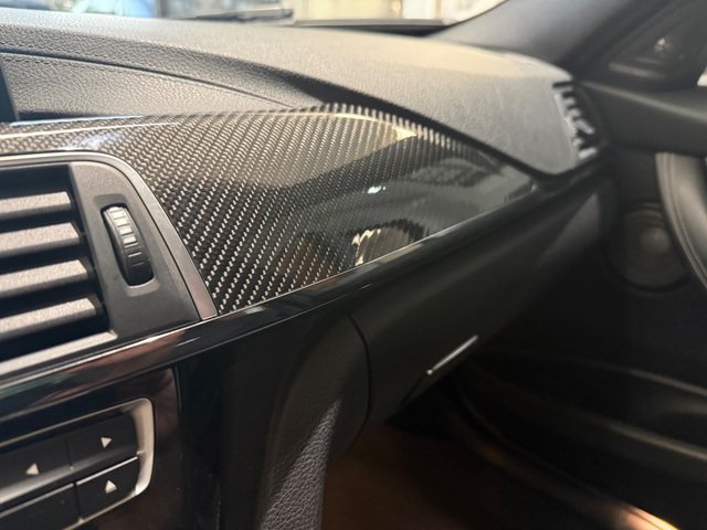 Used 2018 BMW M3 RWD image 15