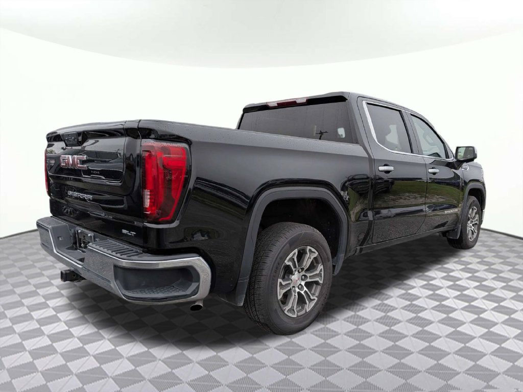 Used 2025 GMC Sierra 1500 SLT RWD image 3