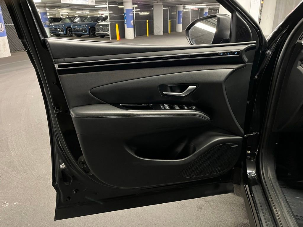Used 2023 Hyundai Tucson Limited FWD image 19