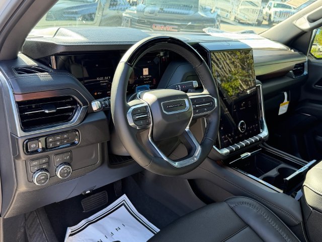 New 2027 GMC Yukon XL Denali w/ Sun & Power Step Package AWD/4WD image 12