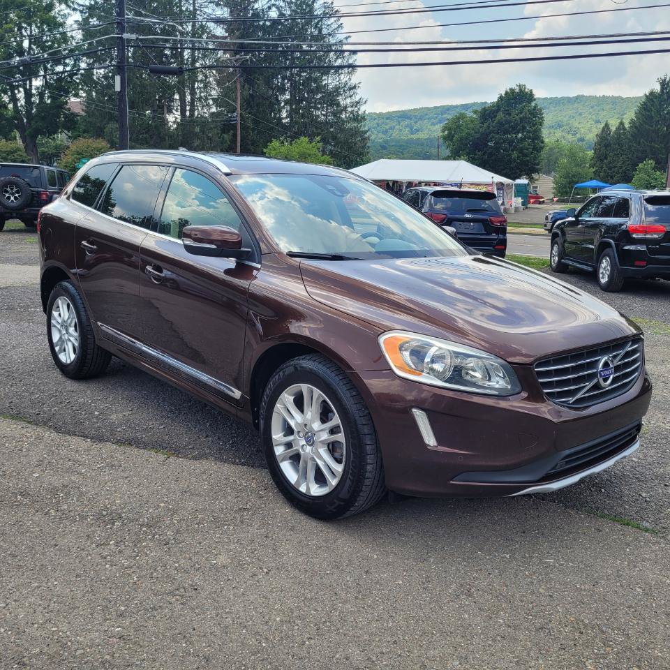 Used 2016 Volvo XC60 T5 Premier AWD/4WD image 2