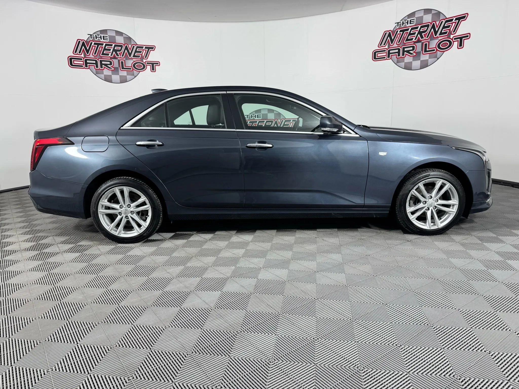 Used 2022 Cadillac CT4 Luxury w/ Sun And Sound Package AWD/4WD image 8