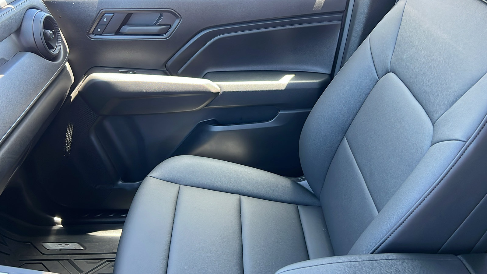 New 2026 Chevrolet Colorado Trail Boss AWD/4WD image 18