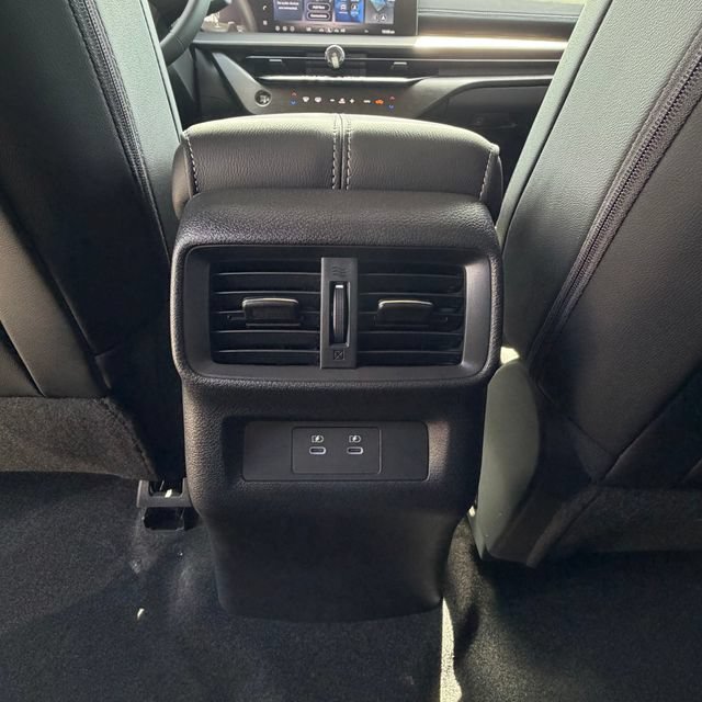 New 2026 Nissan Murano SV AWD/4WD image 36