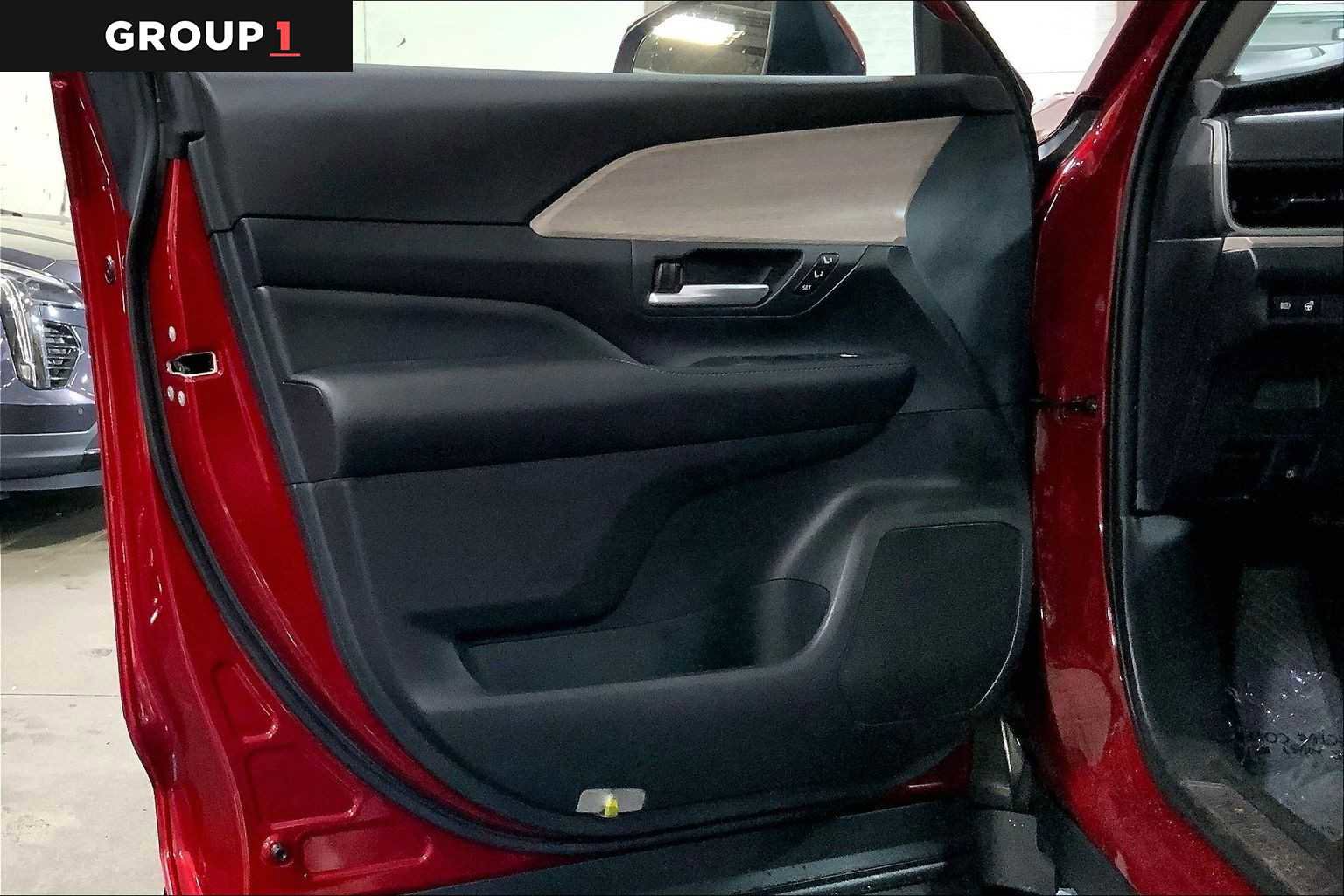 Certified 2024 Toyota Grand Highlander AWD image 22